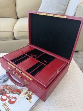 Gucci Red Leather Jewelry Box Case (Vintage & Rare)